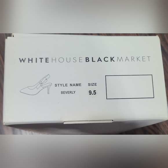 NIB White House Black Market Navy/Black Beverly Pumps - 9.5 - Picture 2 of 7